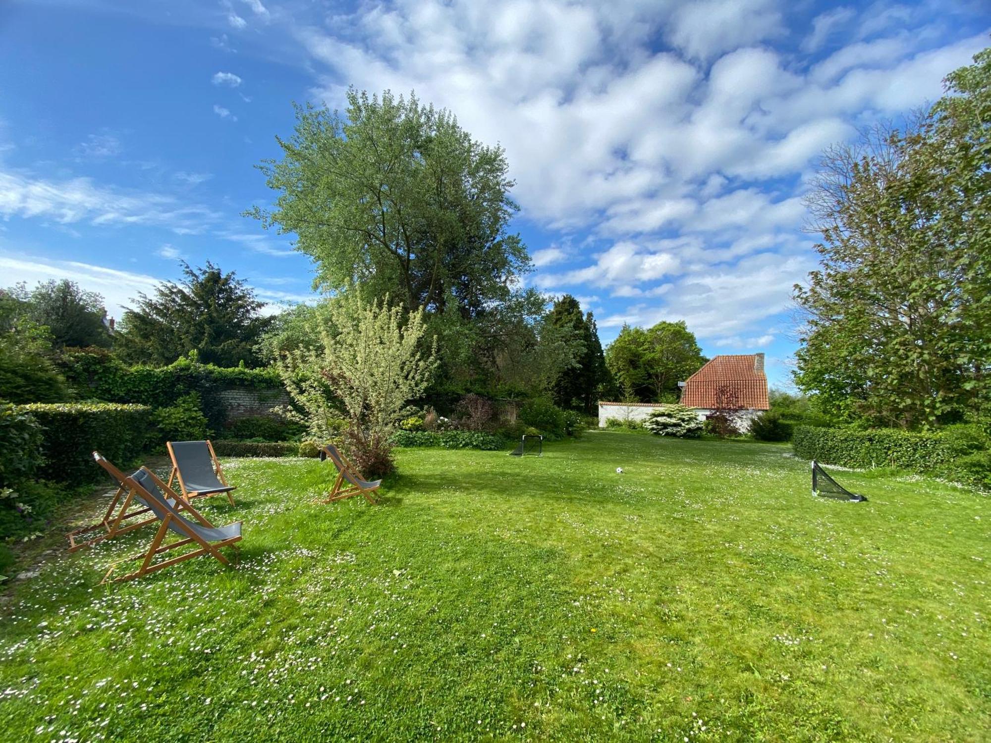 B&B - Villa Des Remparts - Ardres Proche Calais-St Omer-Dunkerque Eksteriør billede